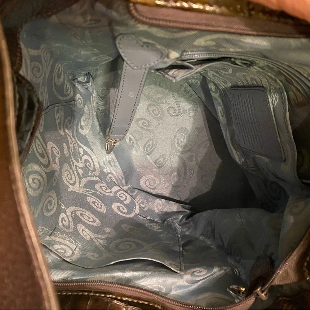 Vintage BRIGHTON Cher Green and Silver hobo shoulder bag.
